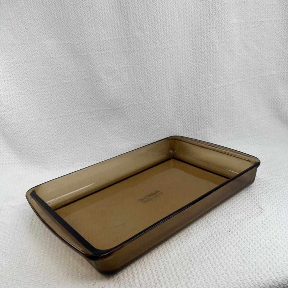Vintage 1960s-1970s PYREX 9x13 Baking Dish Smoke Brown Glass USA 233-N